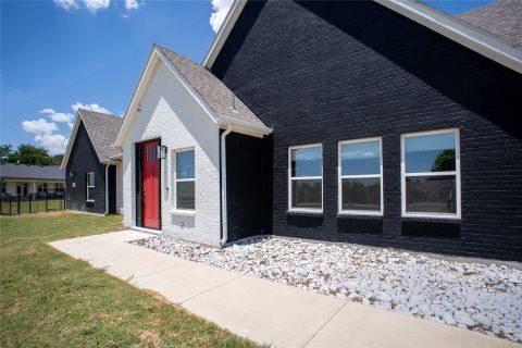 311 Dobbs Trail, Springtown, TX 76082 — photo 3