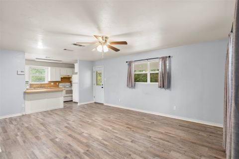 521 Hilltop Drive, Tool, TX 75143 — photo 3