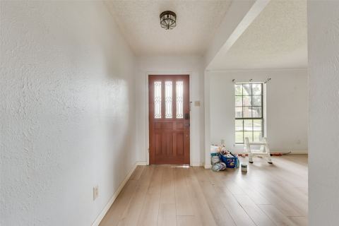 2623 Fallcreek Drive, Carrollton, TX 75006 — photo 3