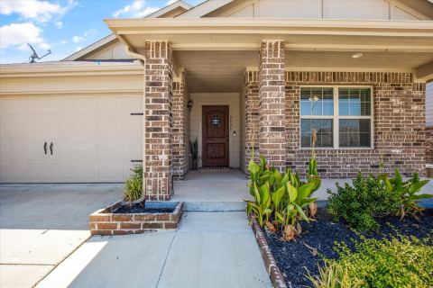 2929 Spotted Fawn Drive, Fort Worth, TX 76108 — photo 2