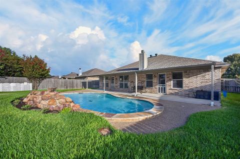 332 Hacienda Drive, Waxahachie, TX 75165 — photo 2