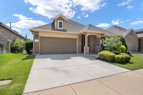 916 Hawks Way, Argyle, TX 76226 — photo 2