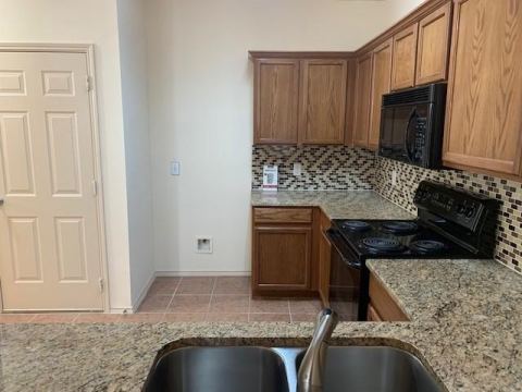 2226 Glacier Park Lane, Grand Prairie, TX 75050 — photo 2