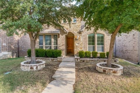 3639 Chesterfield Street, Irving