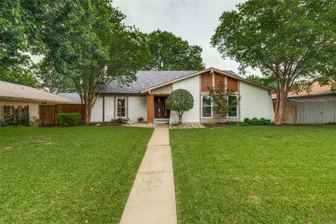 2114 Wheaton Drive, Richardson