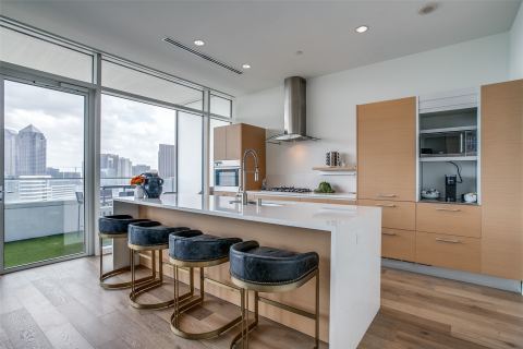 2430 Victory Park Lane 2607, Dallas, TX 75219 — photo 2
