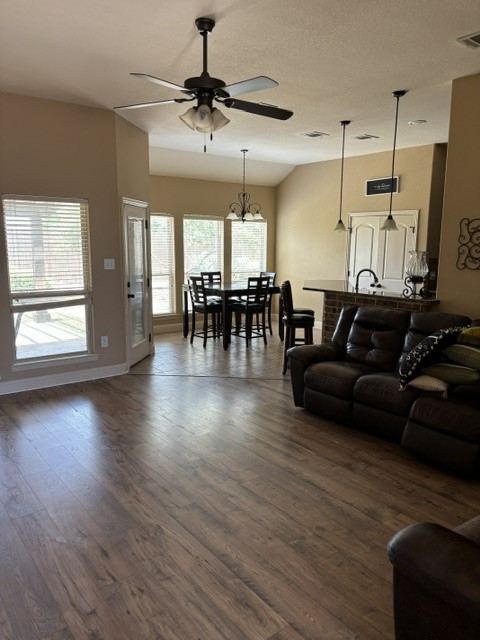 209 Newcastle Street, Waxahachie, TX 75165 — photo 2