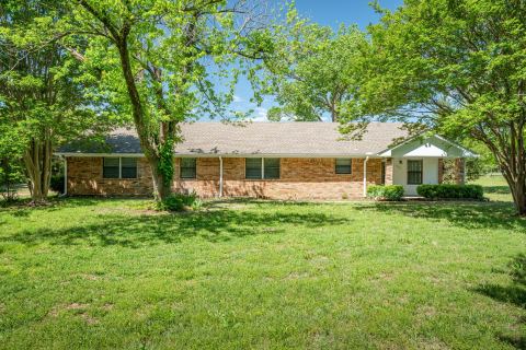 1905 Shady Lane, Lucas
