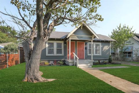 2821 Gladstone Drive, Dallas