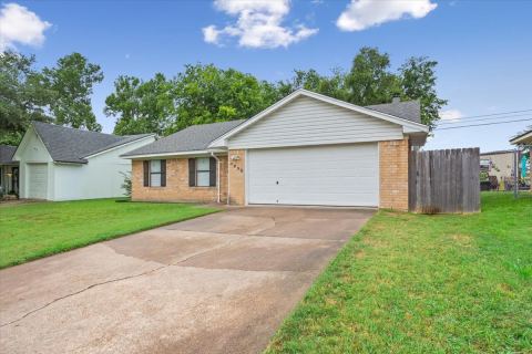 1933 Century Drive, Waco, TX 76712 — photo 3