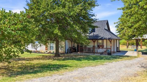 1870 Ross Lane, Springtown, TX 76082 — photo 3
