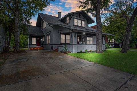 114 W King Street, Sherman, TX 75090 — photo 3