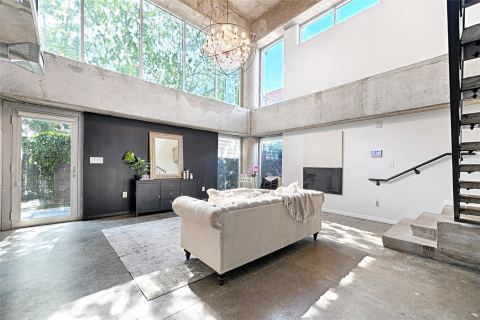 1001 Belleview Street 104, Dallas, TX 75215 — photo 3