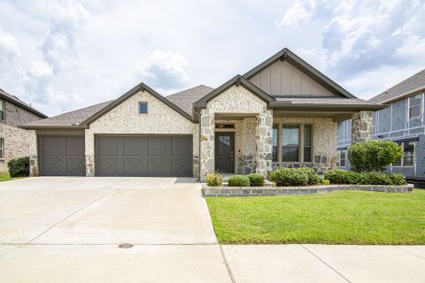4718 BUTTONBUSH DR, Venus, TX 76084 — photo 2