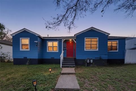 2641 Canberra Court, Fort Worth, TX 76105 — photo 2