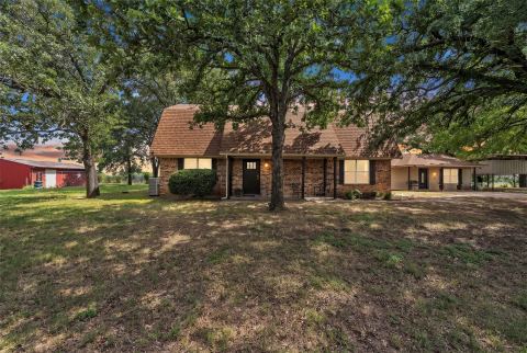 1016 County Road 314, Cleburne, TX 76031 — photo 2