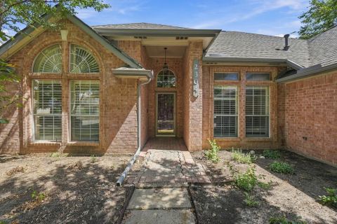 2304 Grimsley Terrace, Mansfield, TX 76063 — photo 3