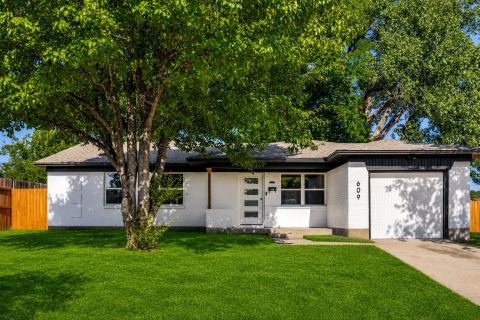 609 Warren Drive, Garland