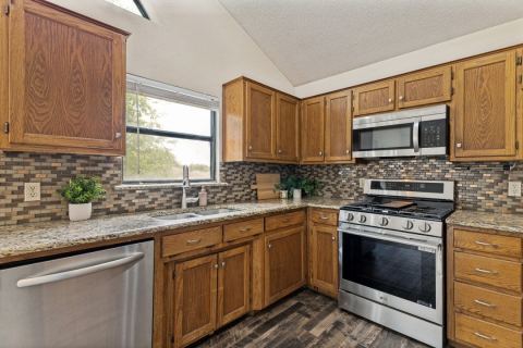 10209 Cool Spring Drive, Fort Worth, TX 76108 — photo 3