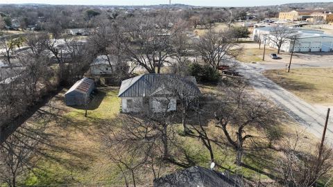 213 W Eldred Street 2, Burleson, TX 76028 — photo 3