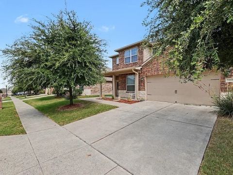 424 Winchester Drive, Celina, TX 75009 — photo 2