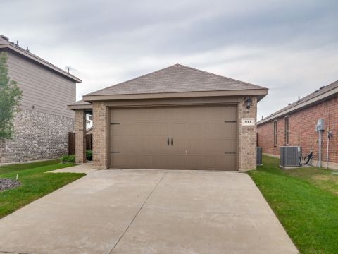 911 Corral Street, Royse City, TX 75189 — photo 2