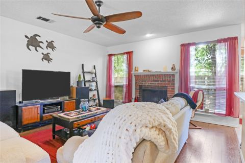 5502 Hyannis Drive, Arlington, TX 76018 — photo 2