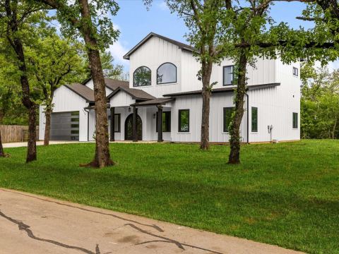 9116 Cherokee Trail, Flower Mound, TX 75022 — photo 2