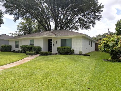 1400 Oakhill Drive, Plano, TX 75075 — photo 3