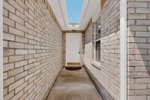 625 Spillway Drive, Little Elm, TX 75068 — photo 2