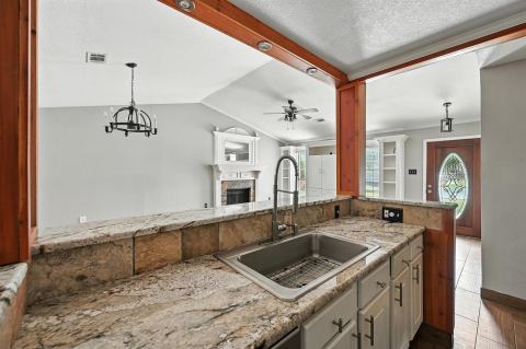 3905 Dogwood Court, Fort Worth, TX 76137 — photo 3