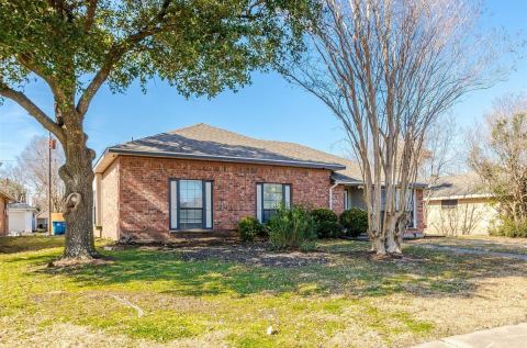 2313 Lakeshore Lane, Rowlett, TX 75088 — photo 2