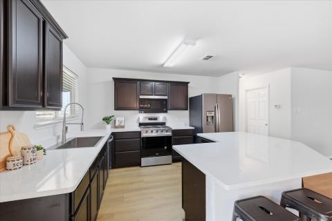 3900 Oceanview Drive, Denton, TX 76208 — photo 2
