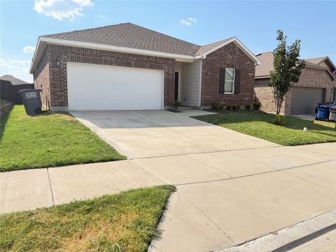 745 Richmond Drive, Lavon, TX 75166 — photo 2