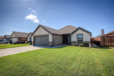 141 Shawnee Street, Greenville, TX 75402 — photo 3