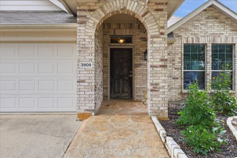 3909 Cliffside Drive, Denton, TX 76208 — photo 3