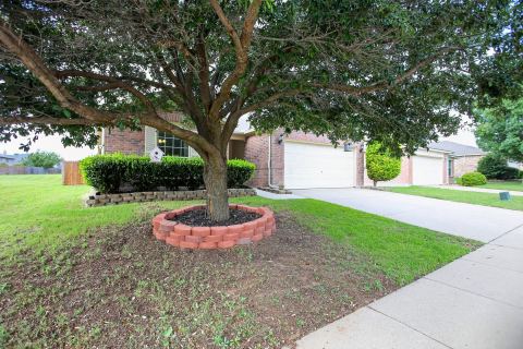 4140 Silverwood Trail, Fort Worth, TX 76244 — photo 2