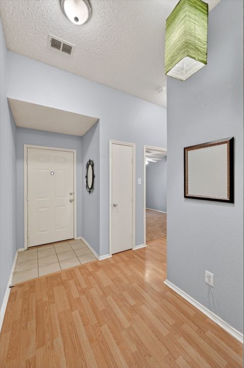 1001 Ridge Top Drive, Burleson, TX 76028 — photo 2