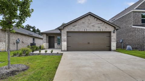 937 Jefferson Way, Sherman