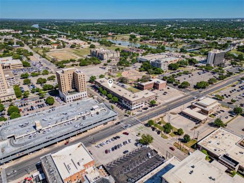 330 Austin Avenue 322, Waco, TX 76701 — photo 2