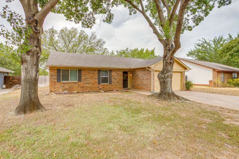 2610 N Casa Blanca Court, Arlington, TX 76015 — photo 2