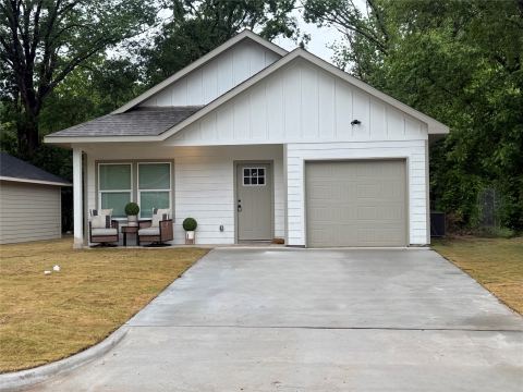 407 Carter Street, Sulphur Springs