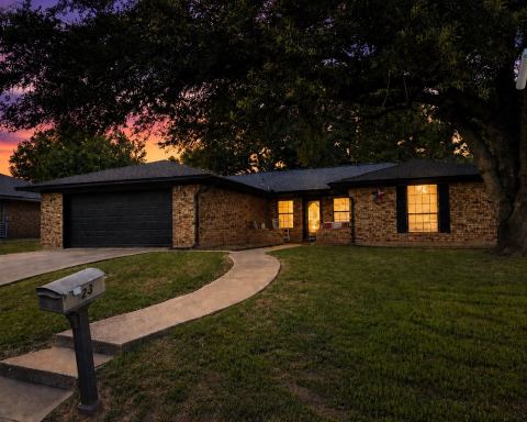 23 Haven Circle, Denison, TX 75020 — photo 2