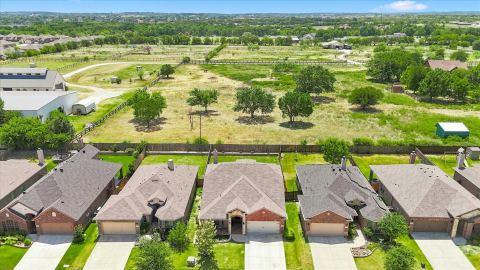 3237 Tamarack Lane, Denton, TX 76226 — photo 3