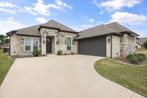 1089 Mickelson Drive, Granbury, TX 76048 — photo 2