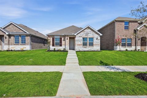 2541 Crestone Drive, Celina