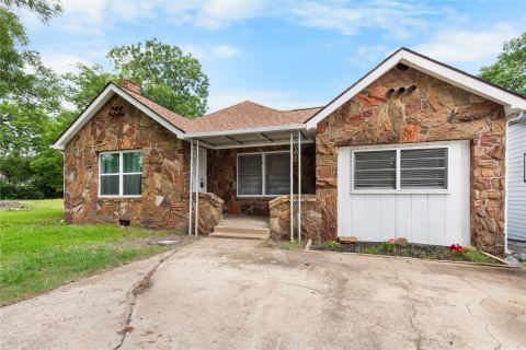 1211 N Harrison Avenue, Sherman, TX 75090 — photo 2