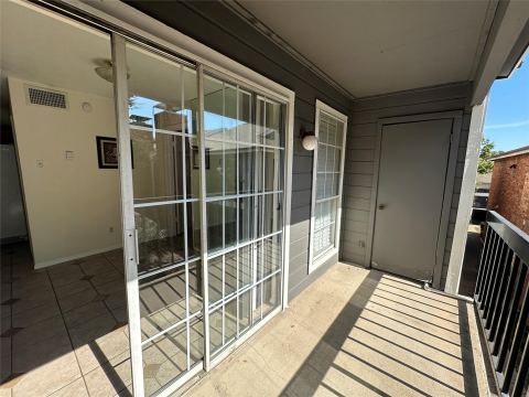 18333 Roehampton Drive 223, Dallas, TX 75252 — photo 3