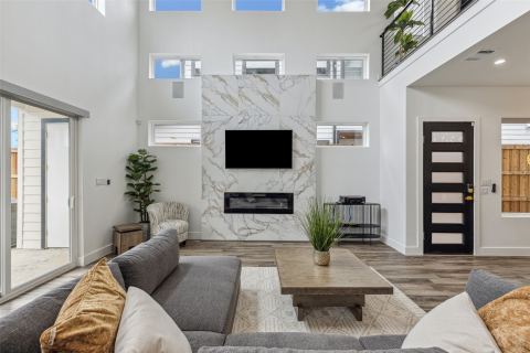 2427 Vagas Street, Dallas, TX 75219 — photo 3