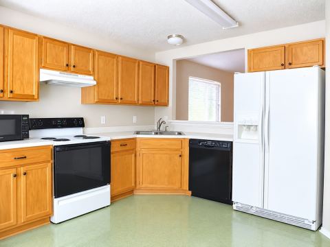 1007 Miles Avenue, Burleson, TX 76028 — photo 2